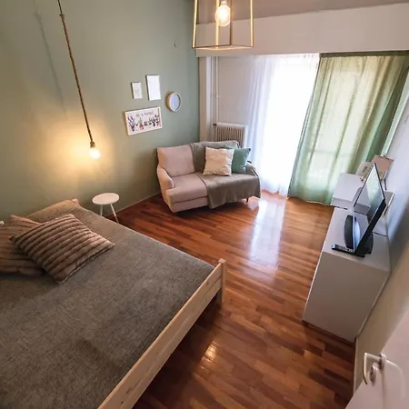 - Filellinon Apartment *