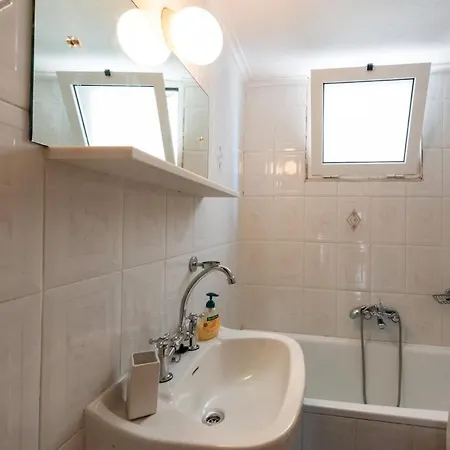 Apartment - Filellinon *